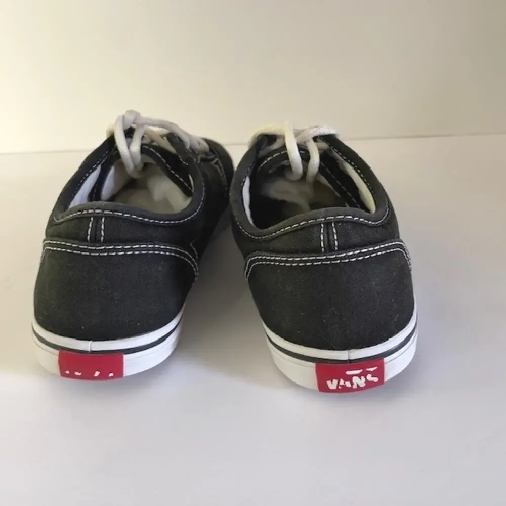 Vans Authentic Black Canvas Lace Up Sneakers Boys Size 6 Classic Skate Shoes